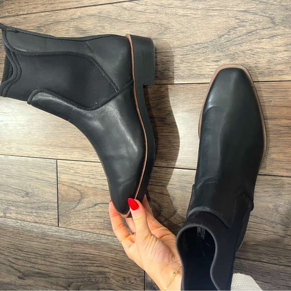 Leather Chelsea boots - Picture 5 of 9